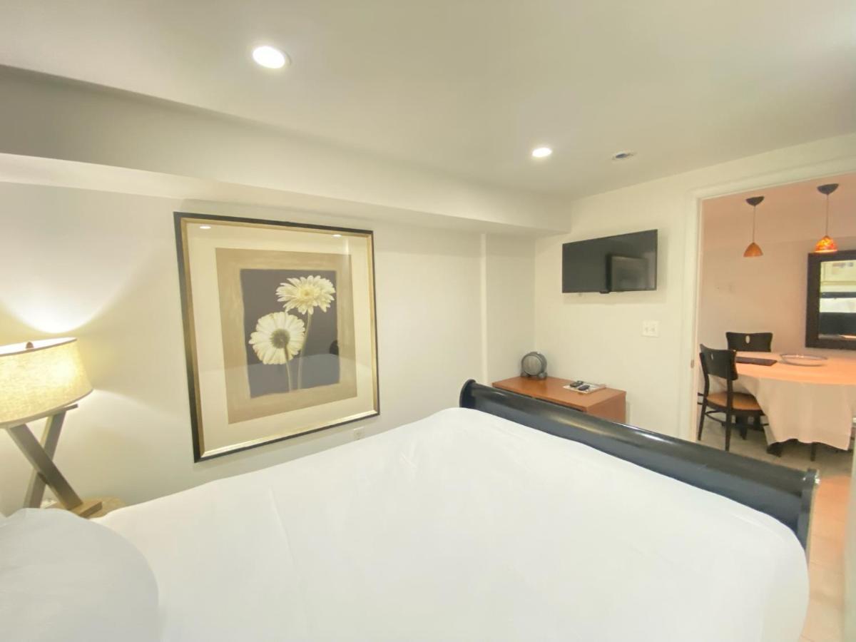 Comfy Basement Home 2 Bdrm1Den 3Queen Beds 워싱턴 외부 사진